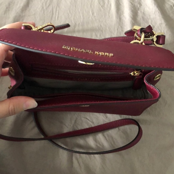 Michael Kors purse - Picture 2 of 3